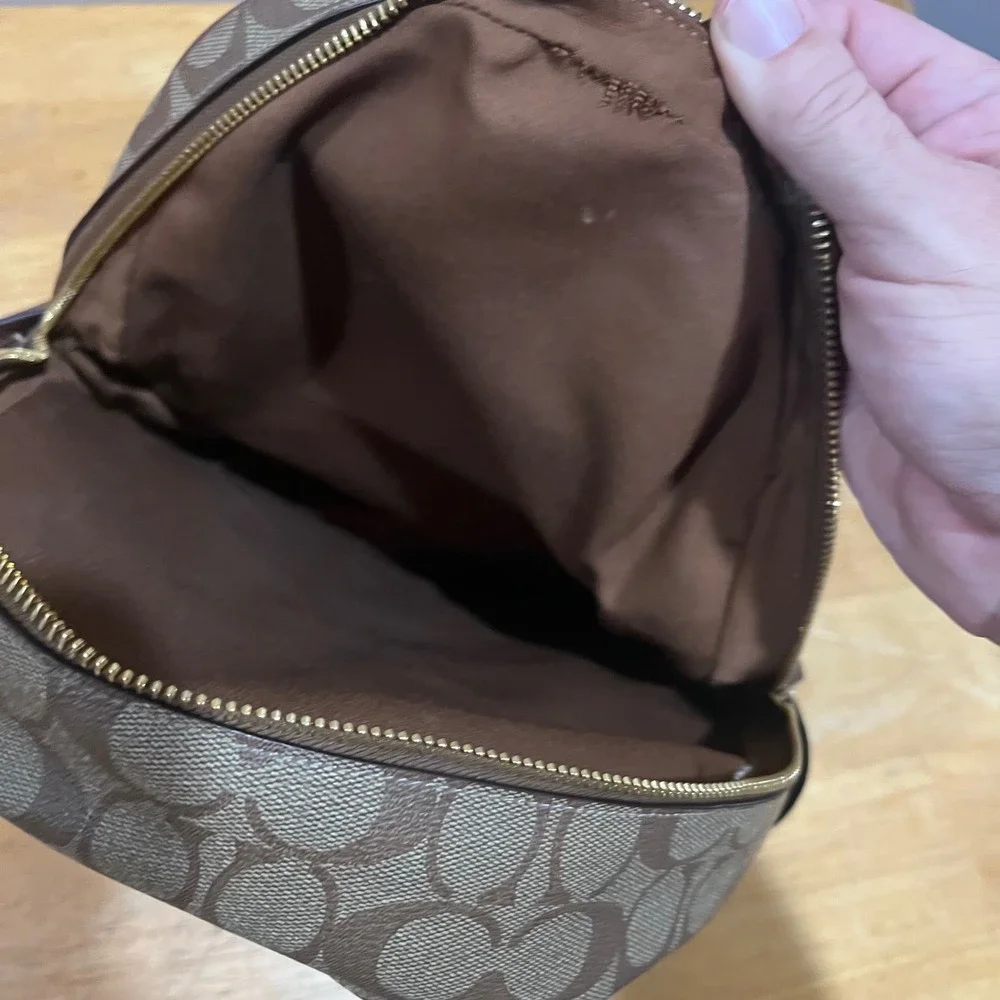 Coach Court Backpack Signature Canvas Pebble‎ Leather Khaki Saddle 5871 Classic
